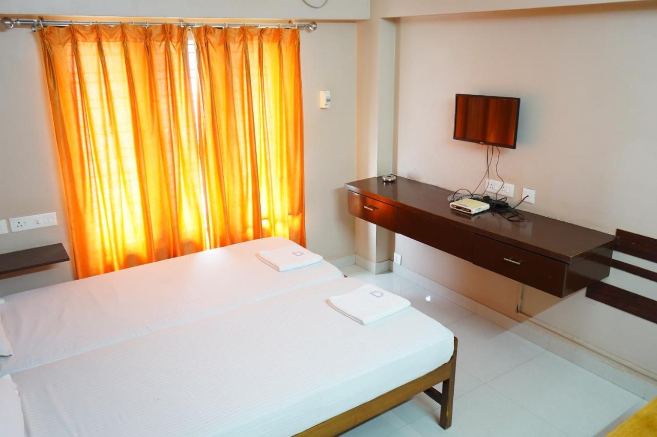 Sangeetha Tourist Home Thiruvananthapuram Extérieur photo