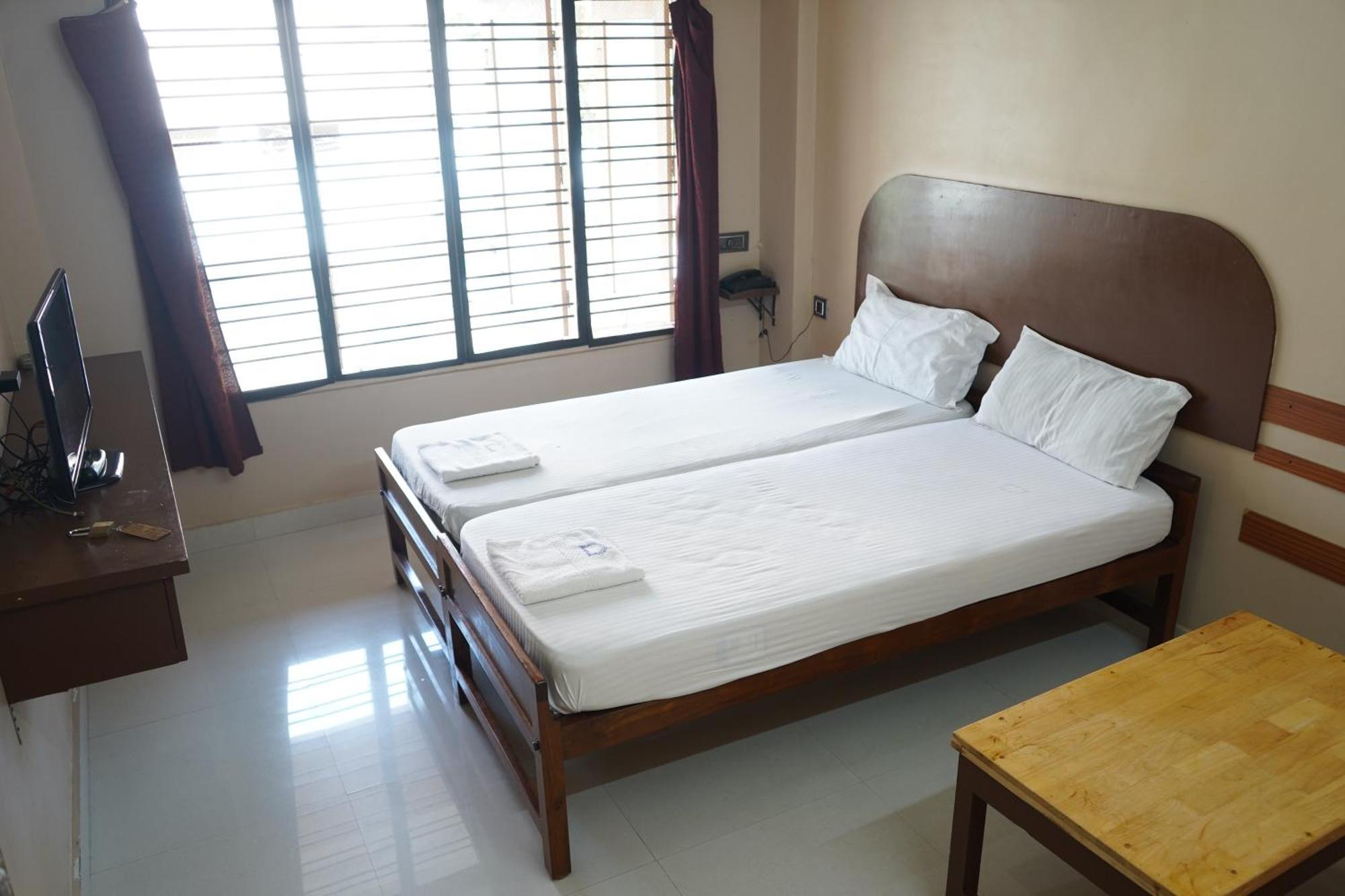 Sangeetha Tourist Home Thiruvananthapuram Extérieur photo